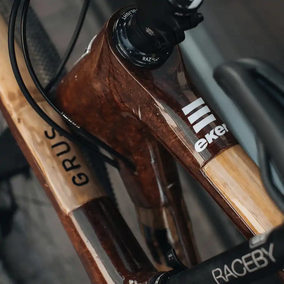 Eker Bicycles ramar av bambu.