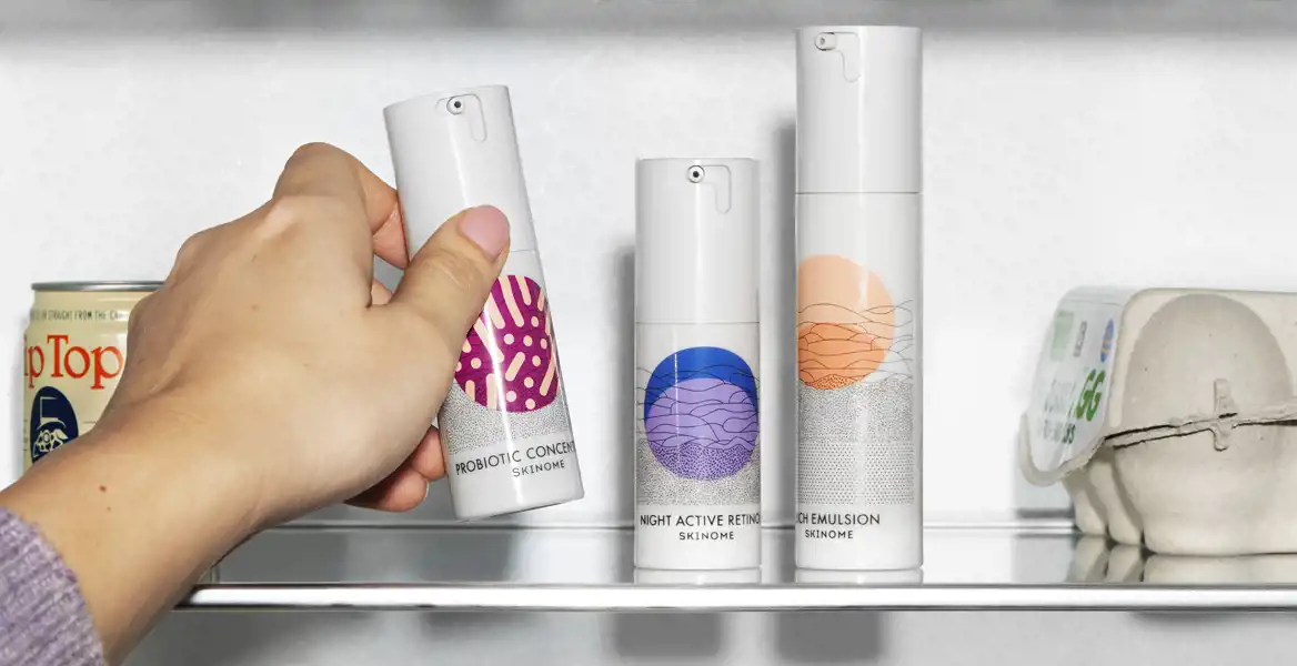 Skinonme-produkter i ett kylskåp.