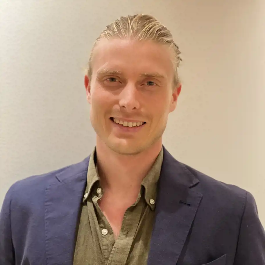 Niklas Wallström, trainee Management