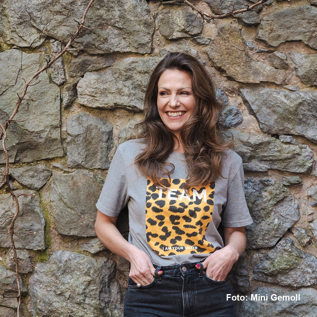 Entreprenören Linn Weilar i en rosafluffig blus